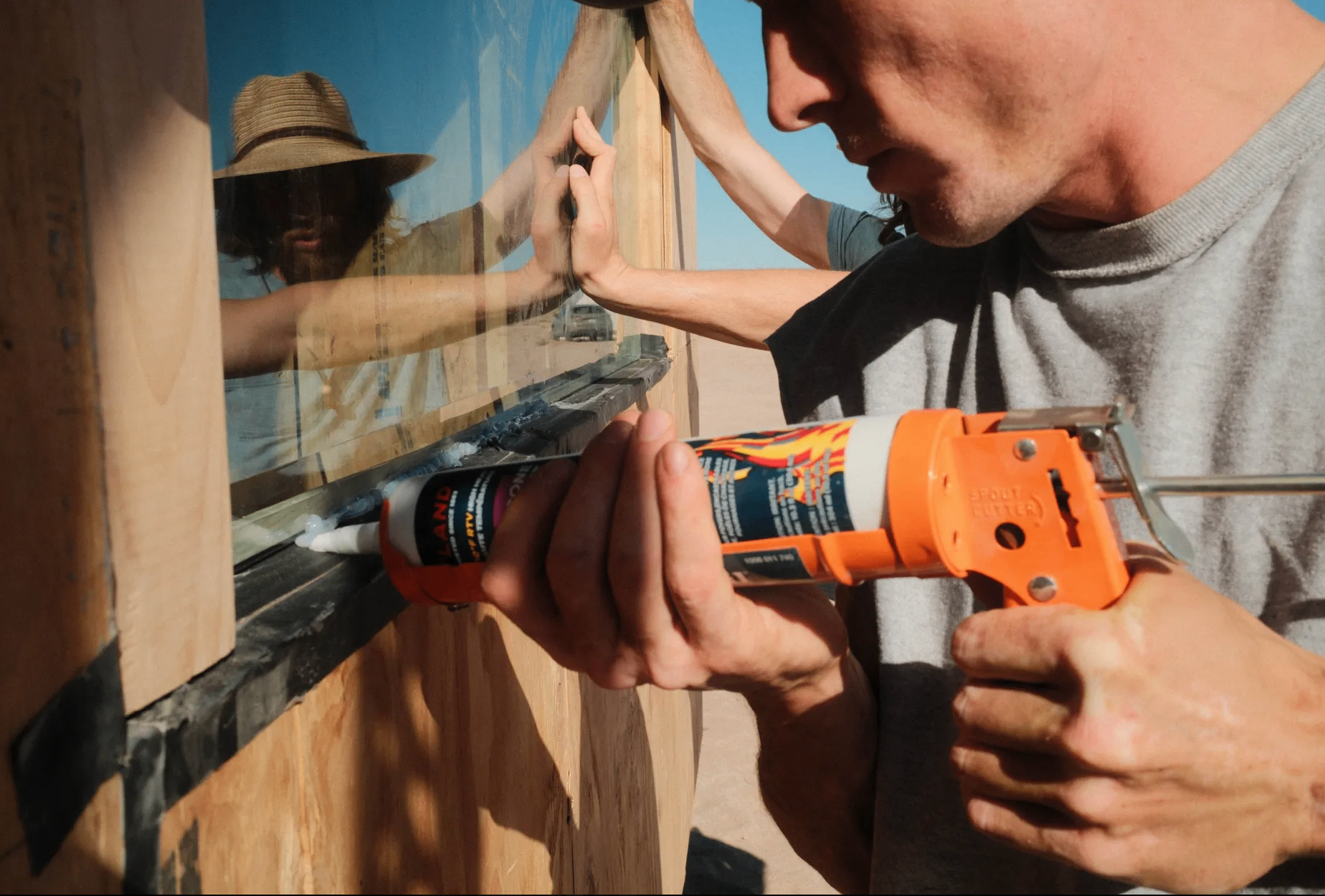 Sealing a window into a wooden structure